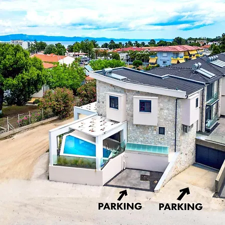 Villa Blue Light Hanioti