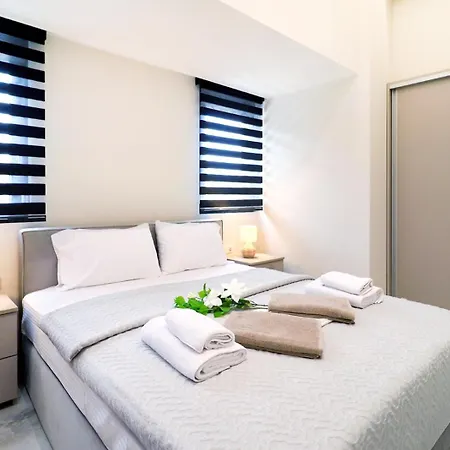 Villa Blue Light Hanioti