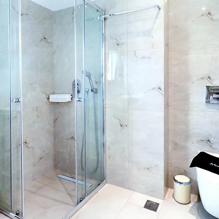 Βίλα Blue Light *