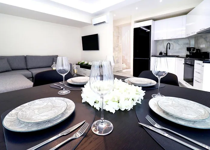 Blue Light Chaniotis