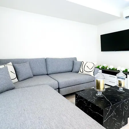 Blue Light * Hanióti